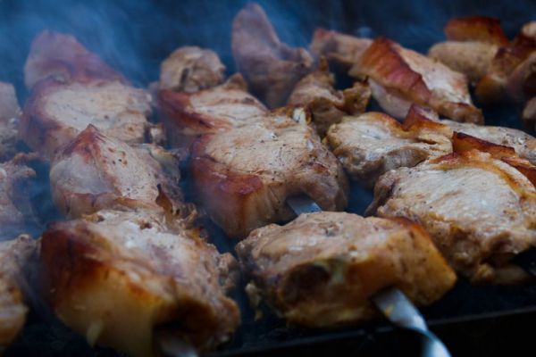 Профессор рассказал, что учесть при выборе мяса для шашлыка