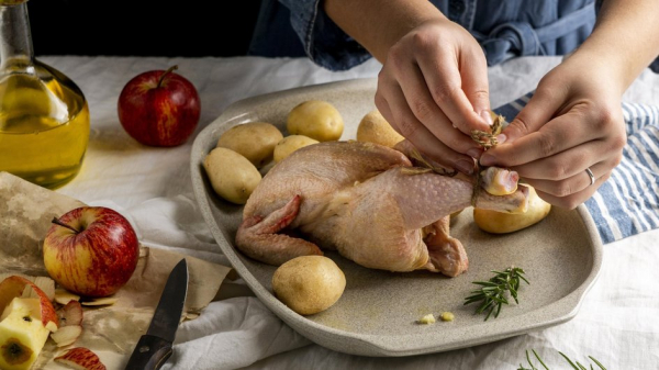 Названа самая полезная часть курицы