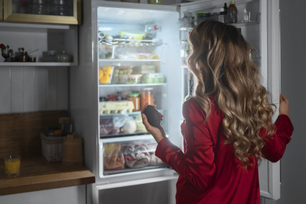 Названы главные ошибки при хранении продуктов в холодильнике